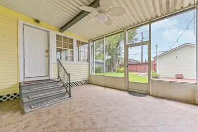 4817 Alamo Drive, Galveston, TX 77551 - Photo 9