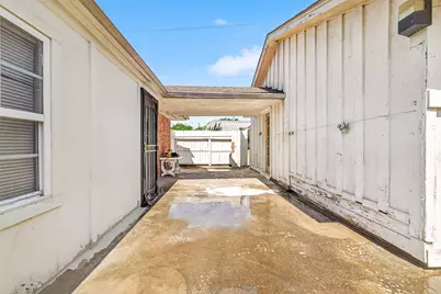 8022 Stroud Dr, Houston, TX 77036 - Photo 45