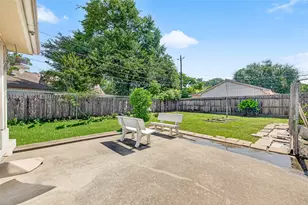 8022 Stroud Dr, Houston, TX 77036 - Photo 47