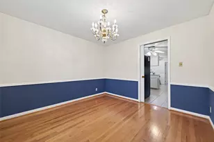 8022 Stroud Dr, Houston, TX 77036 - Photo 13