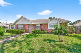 8022 Stroud Dr, Houston, TX 77036 - Photo 3