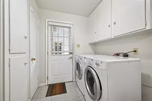 8022 Stroud Dr, Houston, TX 77036 - Photo 23