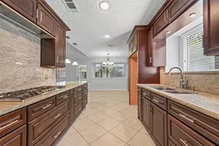 22038 Eagle Meadow Dr, Katy, TX 77450 - Photo 9