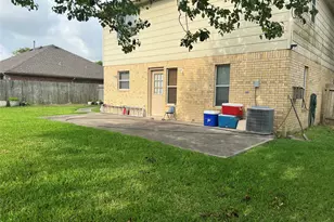 155 Green Isle Ave, Dickinson, TX 77539 - Photo 35