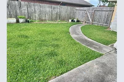 155 Green Isle Avenue, Dickinson, TX 77539 - Photo 37