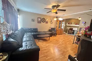 155 Green Isle Ave, Dickinson, TX 77539 - Photo 11