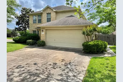 155 Green Isle Avenue, Dickinson, TX 77539 - Photo 1