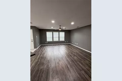 2921 Standing Springs Lane, Dickinson, TX 77539 - Photo 9