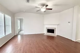 12404 Shady Brook Dr, Pearland, TX 77584 - Photo 5