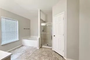 12404 Shady Brook Dr, Pearland, TX 77584 - Photo 17