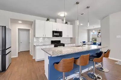 2642 Sunlit Meadow Trail, Fresno, TX 77545 - Photo 9
