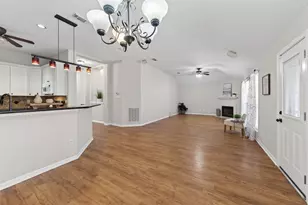 31302 Perlican Dr, Spring, TX 77386 - Photo 9
