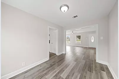 904 Stubbs Street, La Marque, TX 77568 - Photo 7