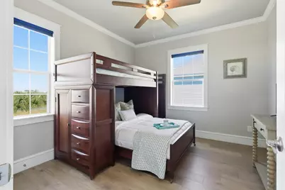 4027 Silver Reef Court, Galveston, TX 77554 - Photo 9