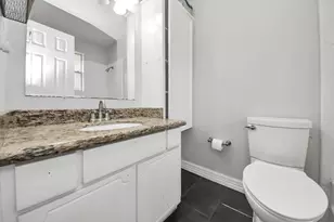 2004 Manor St, Dayton, TX 77535 - Photo 13