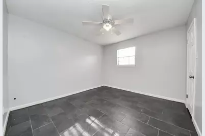 2004 Manor Street, Dayton, TX 77535 - Photo 19