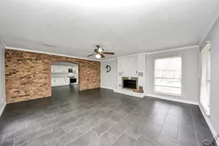 2004 Manor St, Dayton, TX 77535 - Photo 11