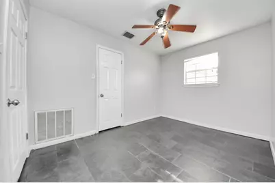 2004 Manor Street, Dayton, TX 77535 - Photo 15