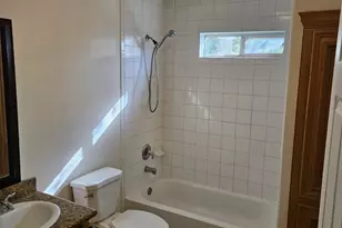 7013 St Augustine St, Houston, TX 77021 - Photo 9