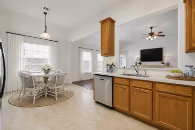 6403 Larrycrest Drive, Pearland, TX 77584 - Photo 11