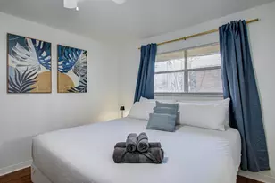 5542 Holly St, Houston, TX 77081 - Photo 13