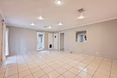 1135 W 31st Street, Houston, TX 77018 - Photo 9
