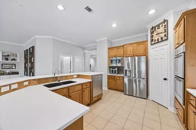 1831 Shadow Lake Drive, Sugar Land, TX 77479 - Photo 11