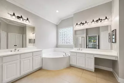 1831 Shadow Lake Drive, Sugar Land, TX 77479 - Photo 19