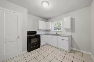 1413 George St, Pasadena, TX 77502 - Photo 5
