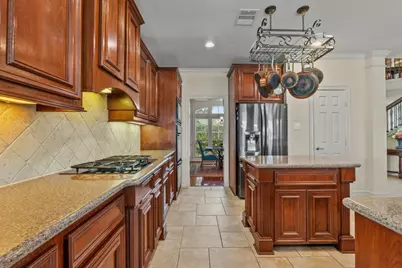 3870 Summer Manor Drive, League City, TX 77573 - Photo 11