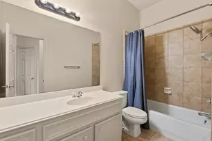 3870 Summer Manor Dr, League City, TX 77573 - Photo 29