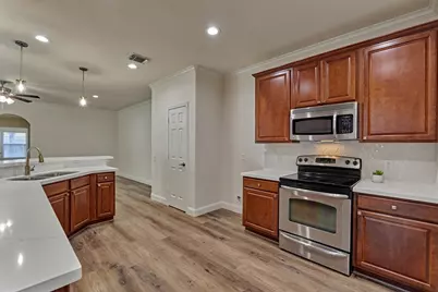 6 Windsor Bridge Drive, Conroe, TX 77384 - Photo 11