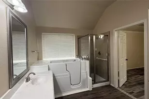 13615 Evening Wind Dr, Pearland, TX 77584 - Photo 13