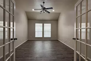 13615 Evening Wind Dr, Pearland, TX 77584 - Photo 9