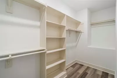 5629 Malmedy Road, Houston, TX 77033 - Photo 15