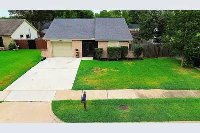 14018 Panhandle Drive, Sugar Land, TX 77498 - Photo 3
