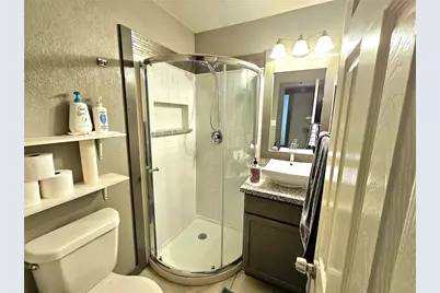 14018 Panhandle Drive, Sugar Land, TX 77498 - Photo 33