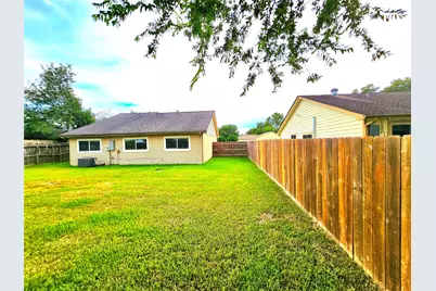 14018 Panhandle Drive, Sugar Land, TX 77498 - Photo 45