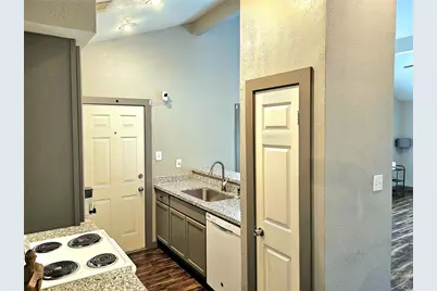 14018 Panhandle Drive, Sugar Land, TX 77498 - Photo 27