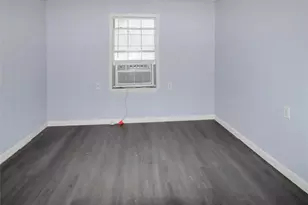 6611 Jensen St, Hitchcock, TX 77563 - Photo 9