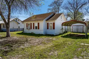 230 Thornton St, Gonzales, TX 78629 - Photo 1