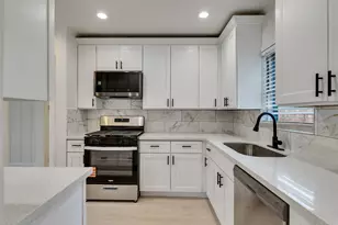 1300 Brazos St, Rosenberg, TX 77471 - Photo 11