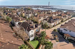 36 Elder Wood Dr, Houston, TX 77058 - Photo 43