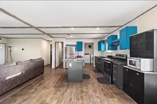 43 Ironwood Rd, Victoria, TX 77904 - Photo 3