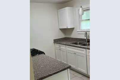7717 Roswell Street, Houston, TX 77022 - Photo 9