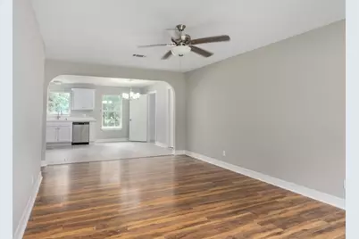 512 N Inwood Drive, Bridge City, TX 77611 - Photo 3