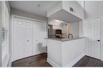 2300 Old Spanish Trail #2004, Houston, TX 77054 - Photo 7