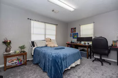 706 E New York Street, Brazoria, TX 77422 - Photo 7