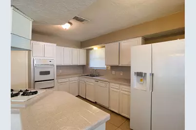 2023 Papoose Trail, Crosby, TX 77532 - Photo 5