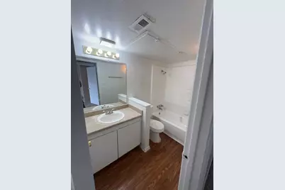 6200 W Tidwell Road #2204, Houston, TX 77092 - Photo 9